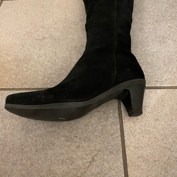 La Canadienne Black Suede Boots - size 6.5 - Picture 2 of 5